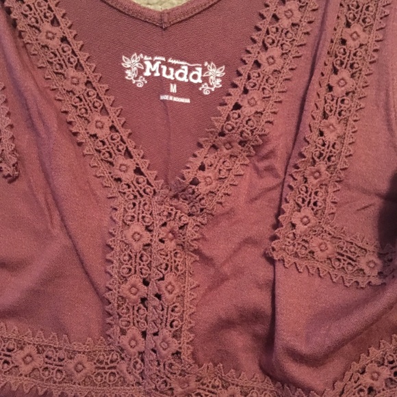 Magenta v-neck tank top - Picture 4 of 4